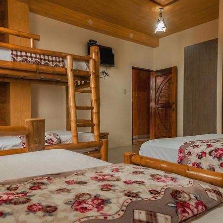 Hostal Poseidon Пуерто Кайо Екстериор снимка