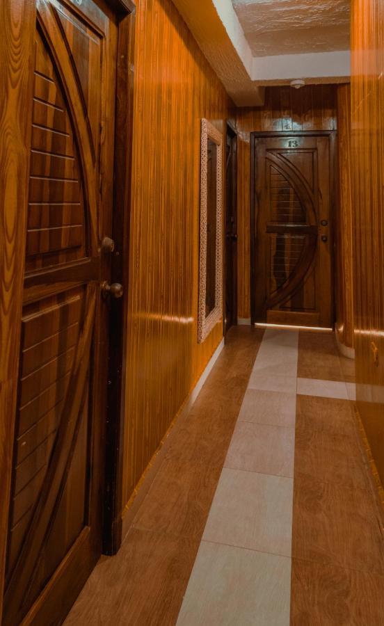 Hostal Poseidon Пуерто Кайо Екстериор снимка