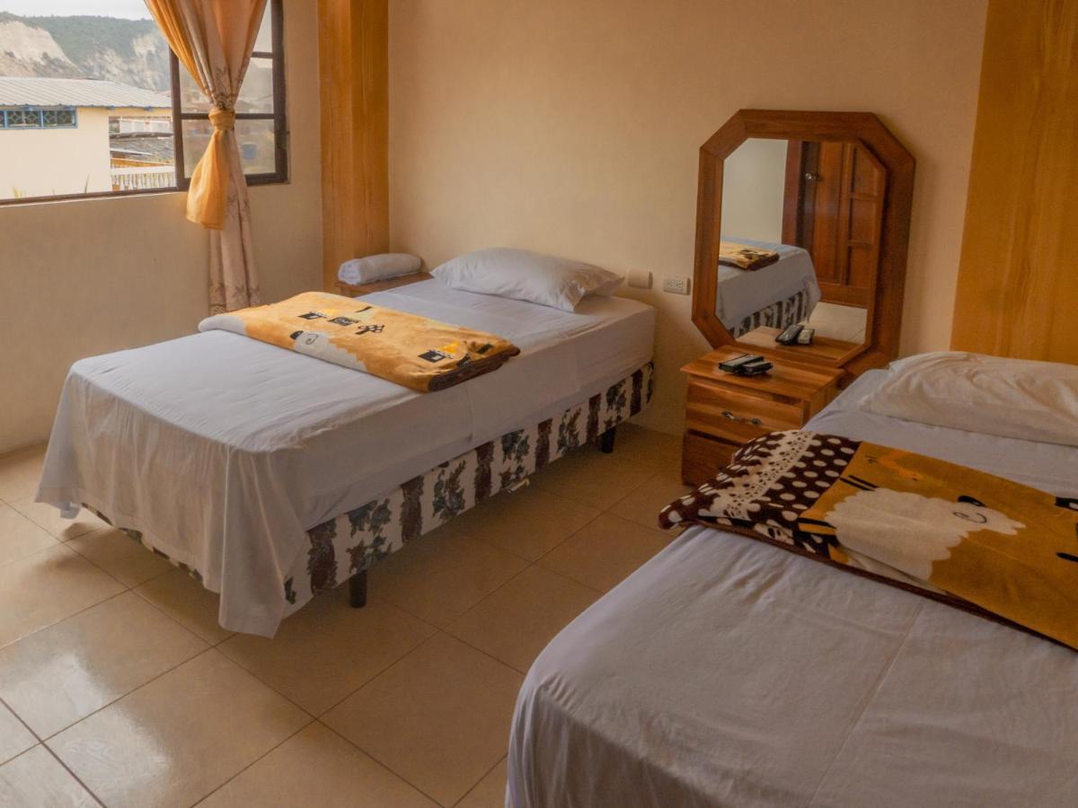 Hostal Poseidon Пуерто Кайо Екстериор снимка