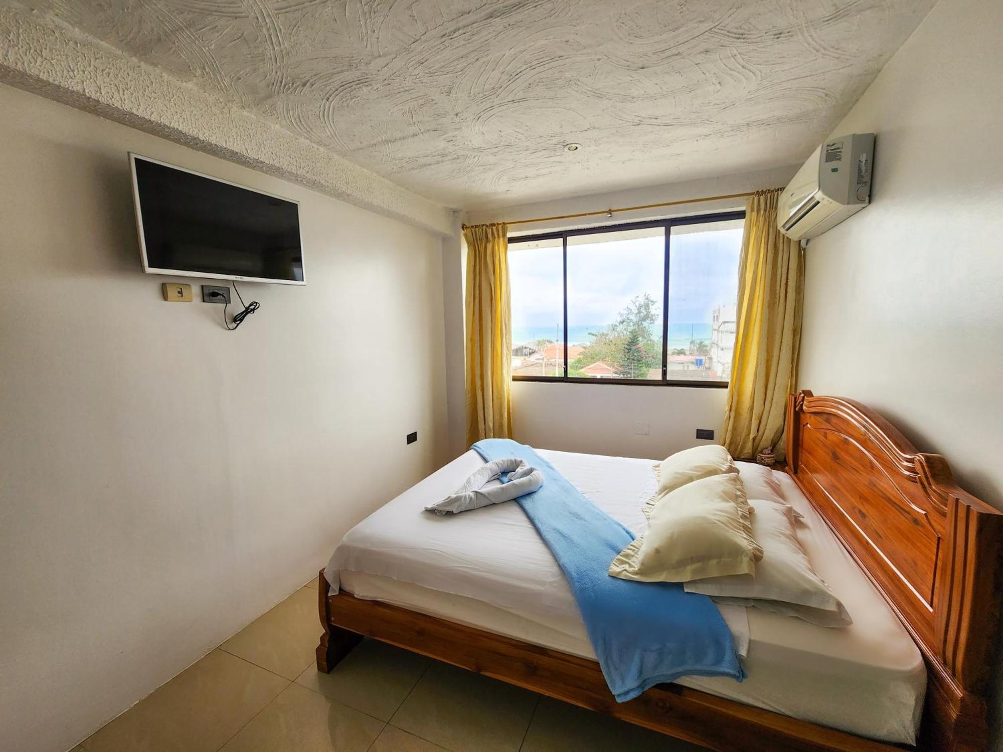 Hostal Poseidon Пуерто Кайо Екстериор снимка